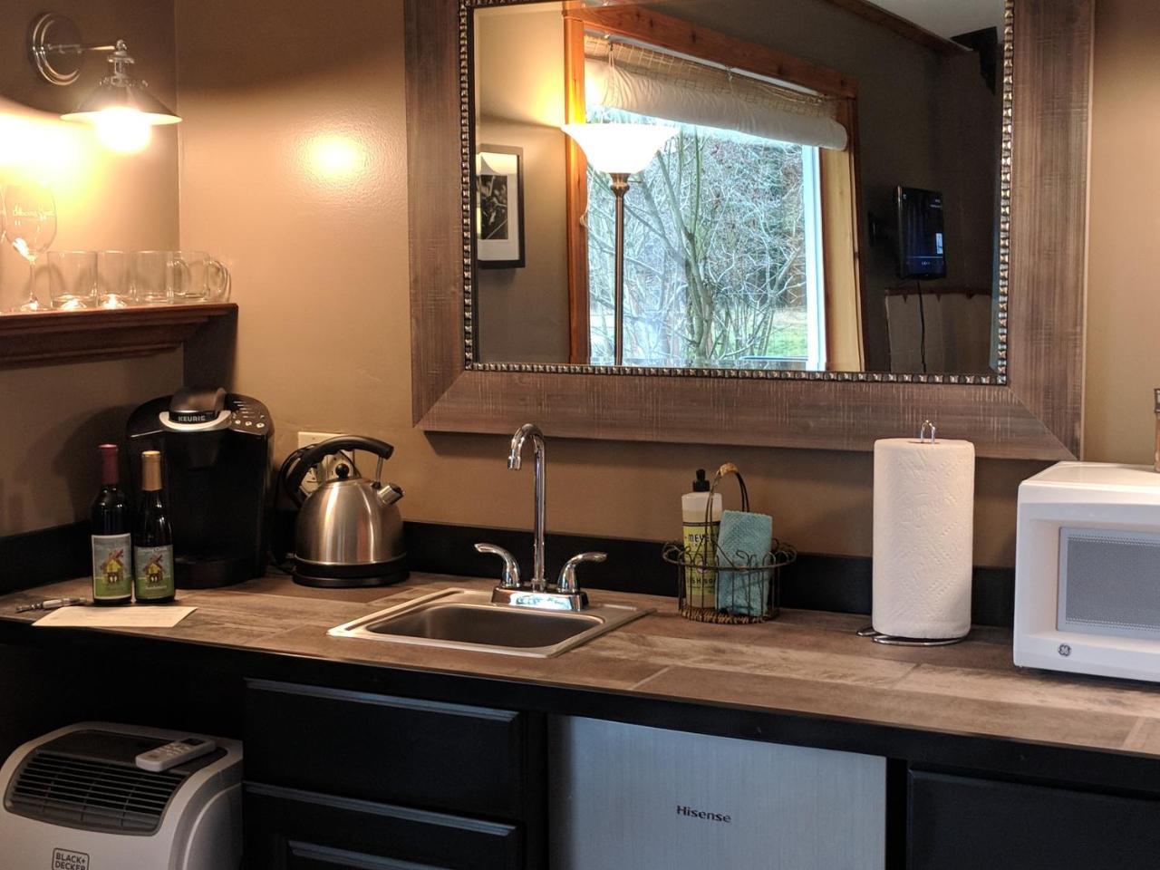 The Bluff On Whidbey Bed & Breakfast โอ๊คฮาร์เบอร์ ภายนอก รูปภาพ